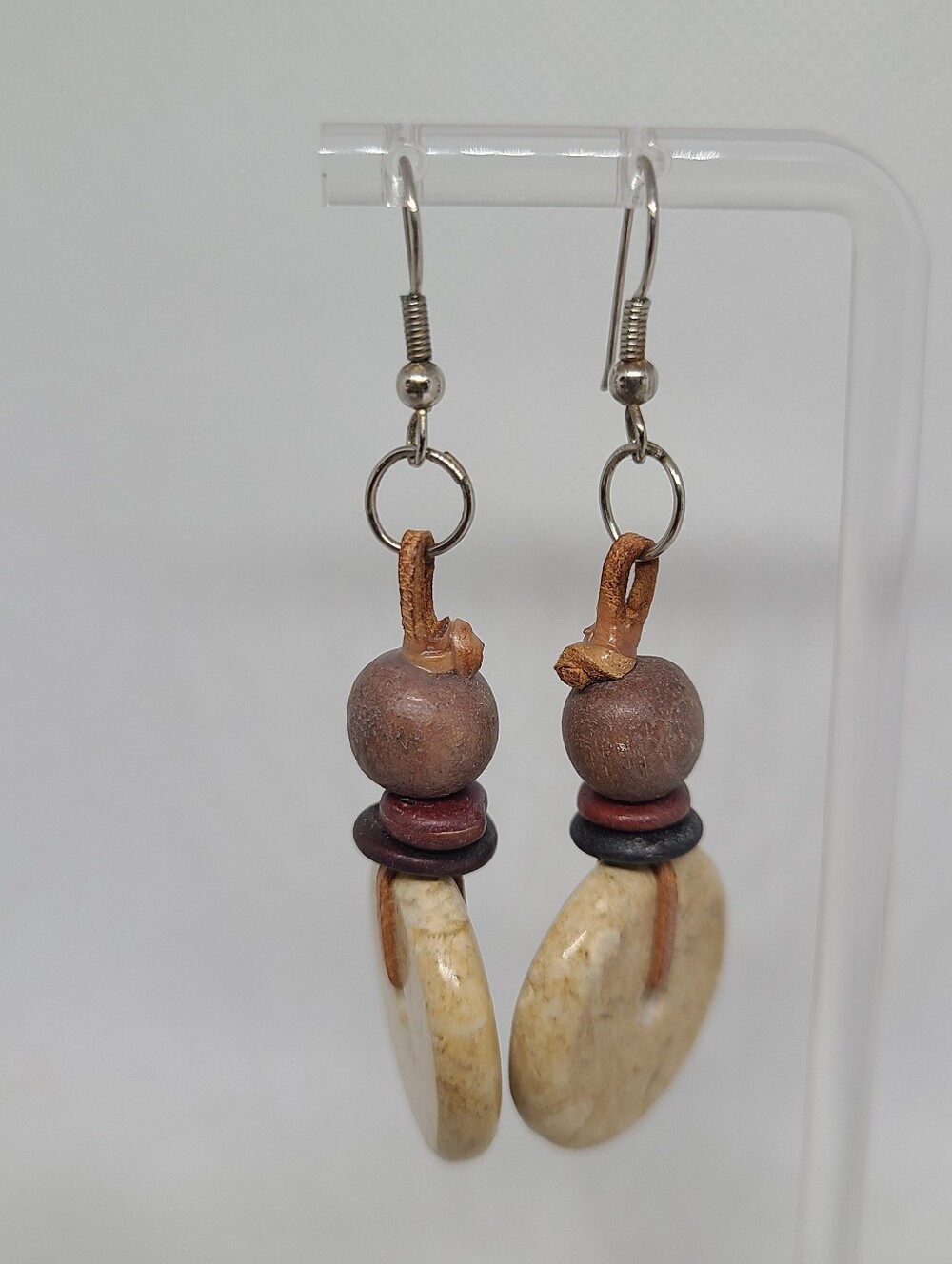 Trovaré Dangling Earrings - Picture 7 of 7